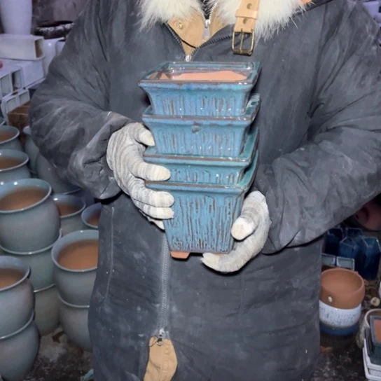 红陶口14高13瑕疵