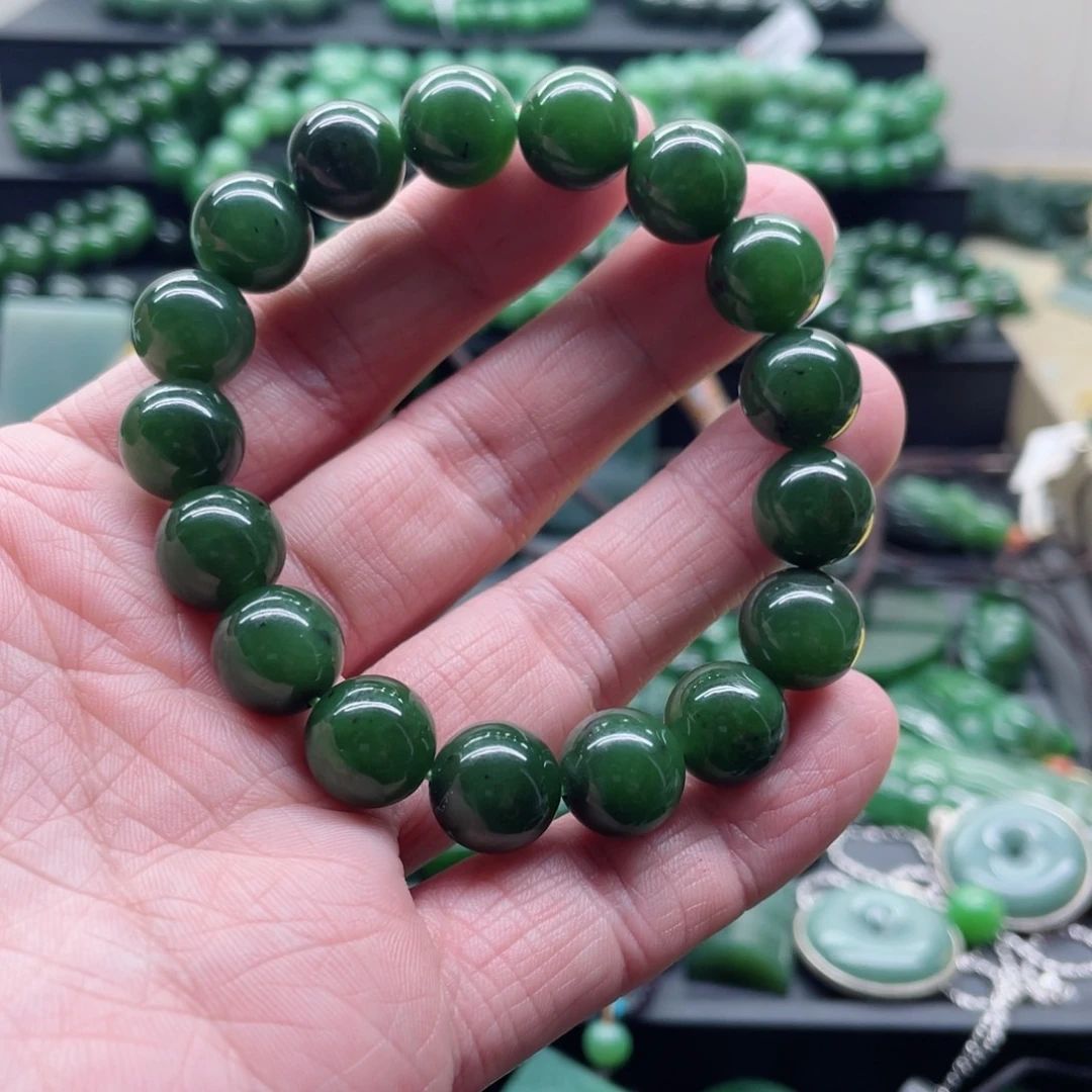 和田玉（碧玉）未镶嵌手链