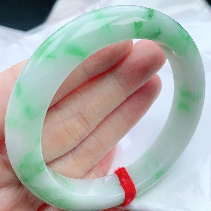 翡翠手镯未镶嵌58圈口882451