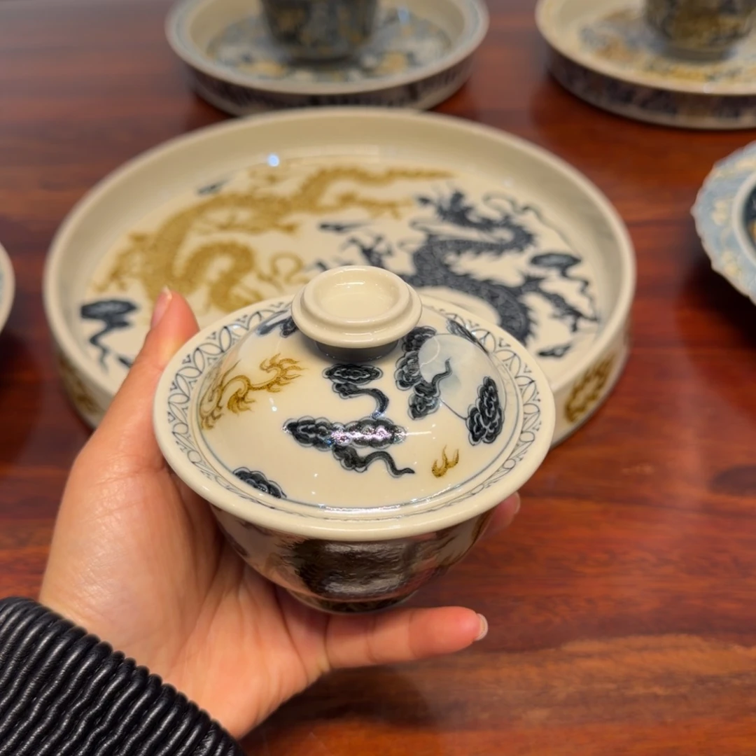 二号釉里金盖碗手绘