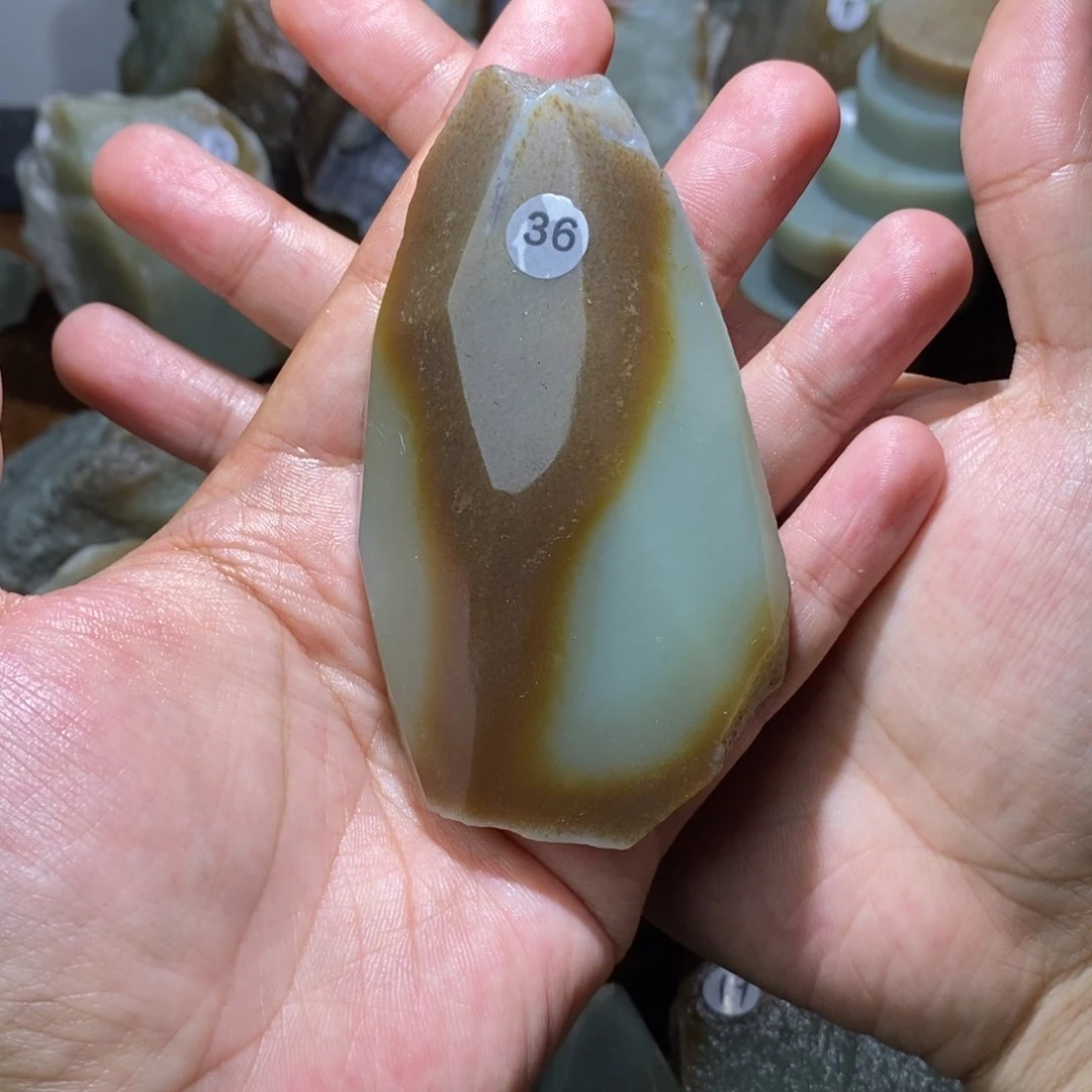 未镶嵌和田玉珠宝半成品侯*业