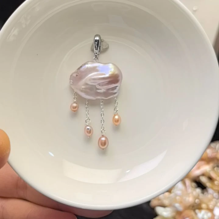 钛钢颈饰淡水珍珠