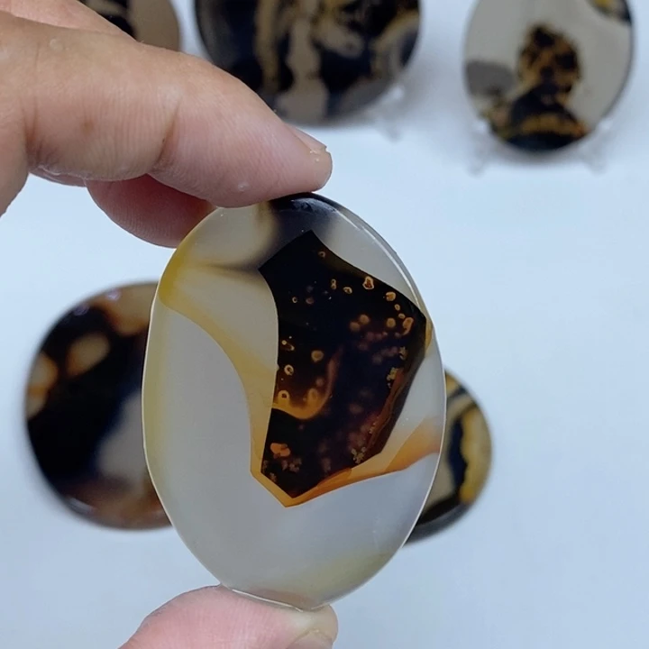 玛瑙/玉髓未镶嵌珠宝半成品