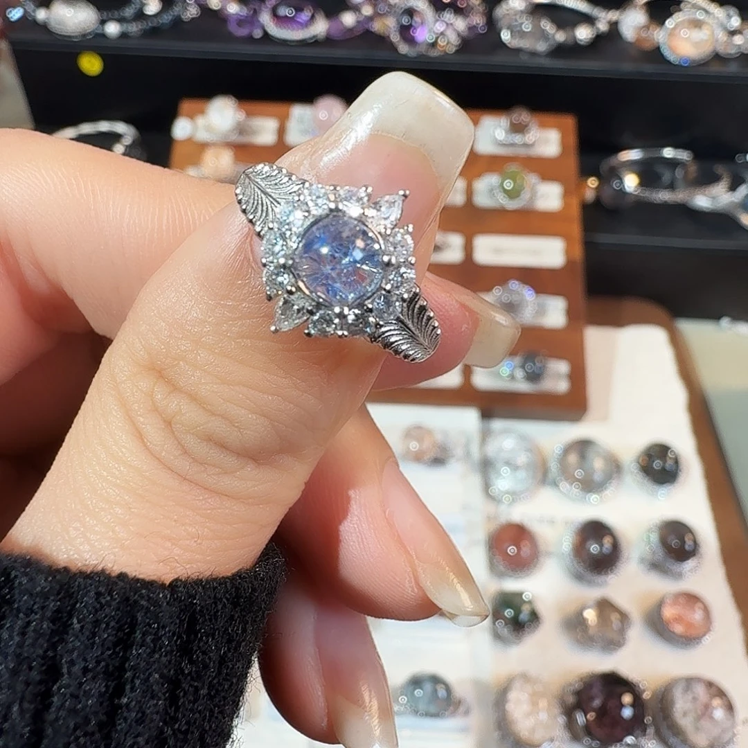 小****水晶戒指银S925镶嵌
