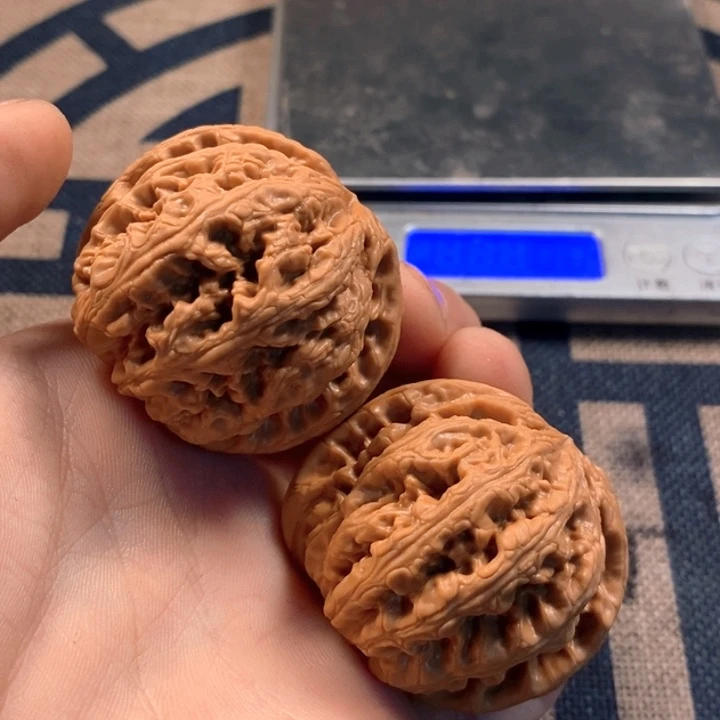 文玩核桃吊坠全品粗筋