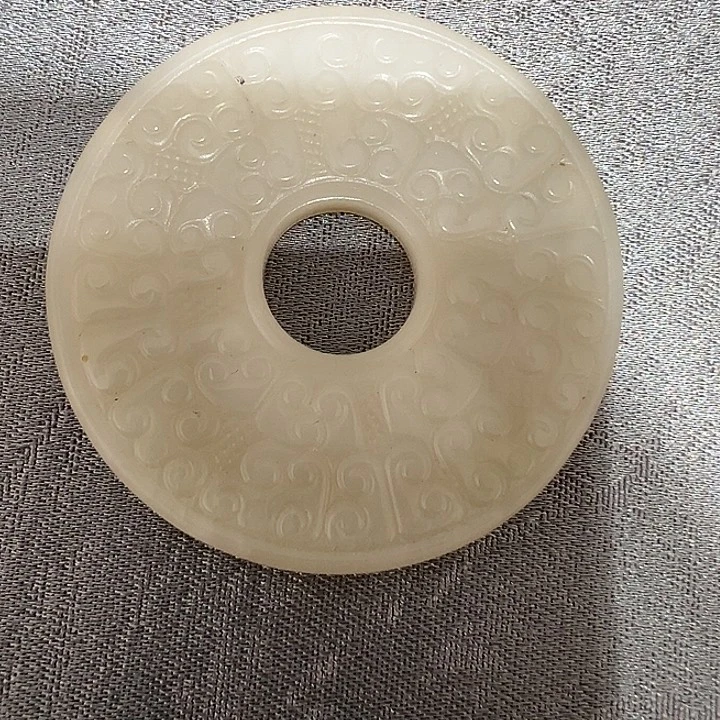 历***珠和田玉（青白玉）未镶嵌颈饰