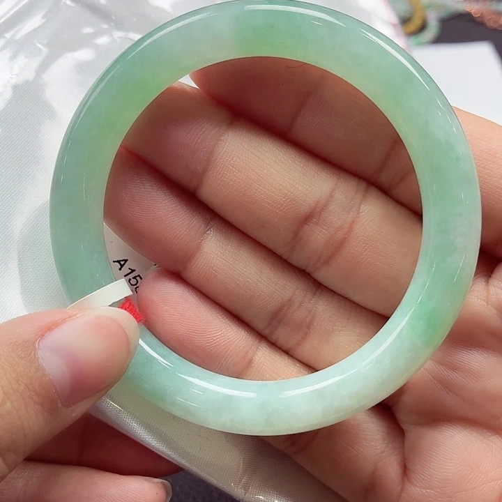 翡翠未镶嵌手镯天然缅甸A货翡翠