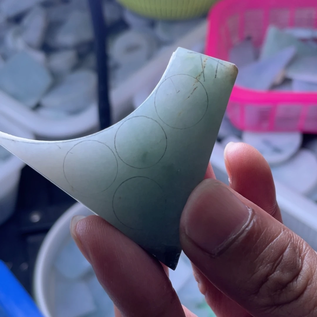 定制翡翠未镶嵌翡翠