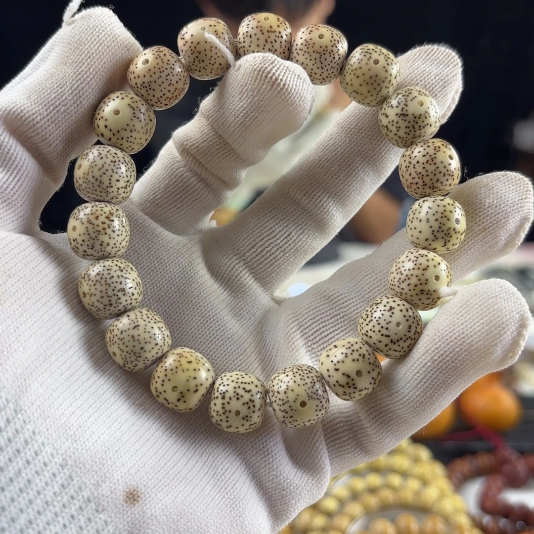 星月菩提手串原白正月留白