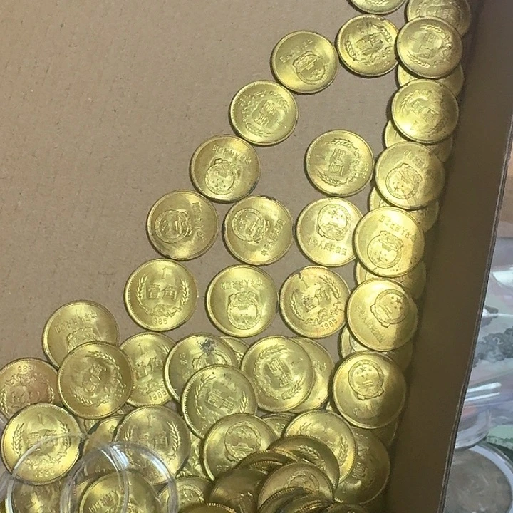 8501角长城币10枚来吧来吧