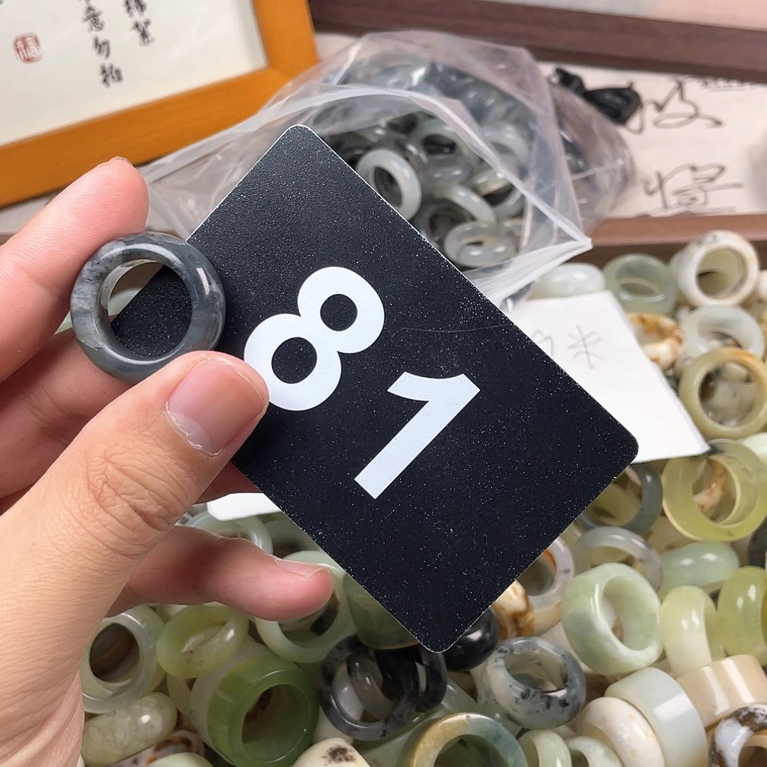 树***蛇纹石玉合金颈饰