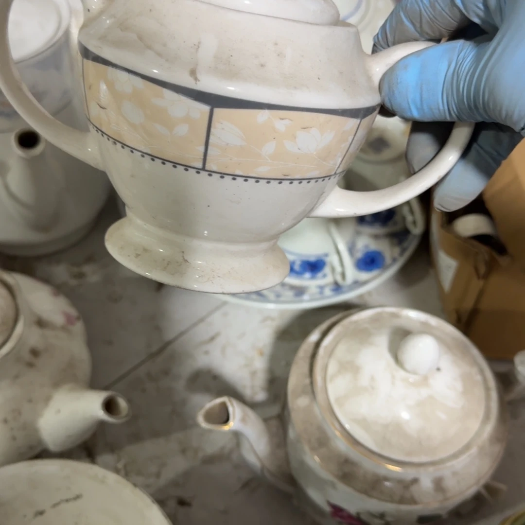 茶盏我们是有共同话题有分歧也