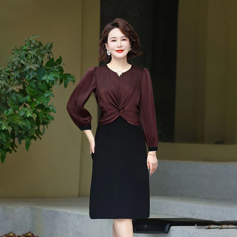 洋气妈妈连衣裙喜婆婆婚宴礼服中老年女装春秋气质红色裙子贵夫人