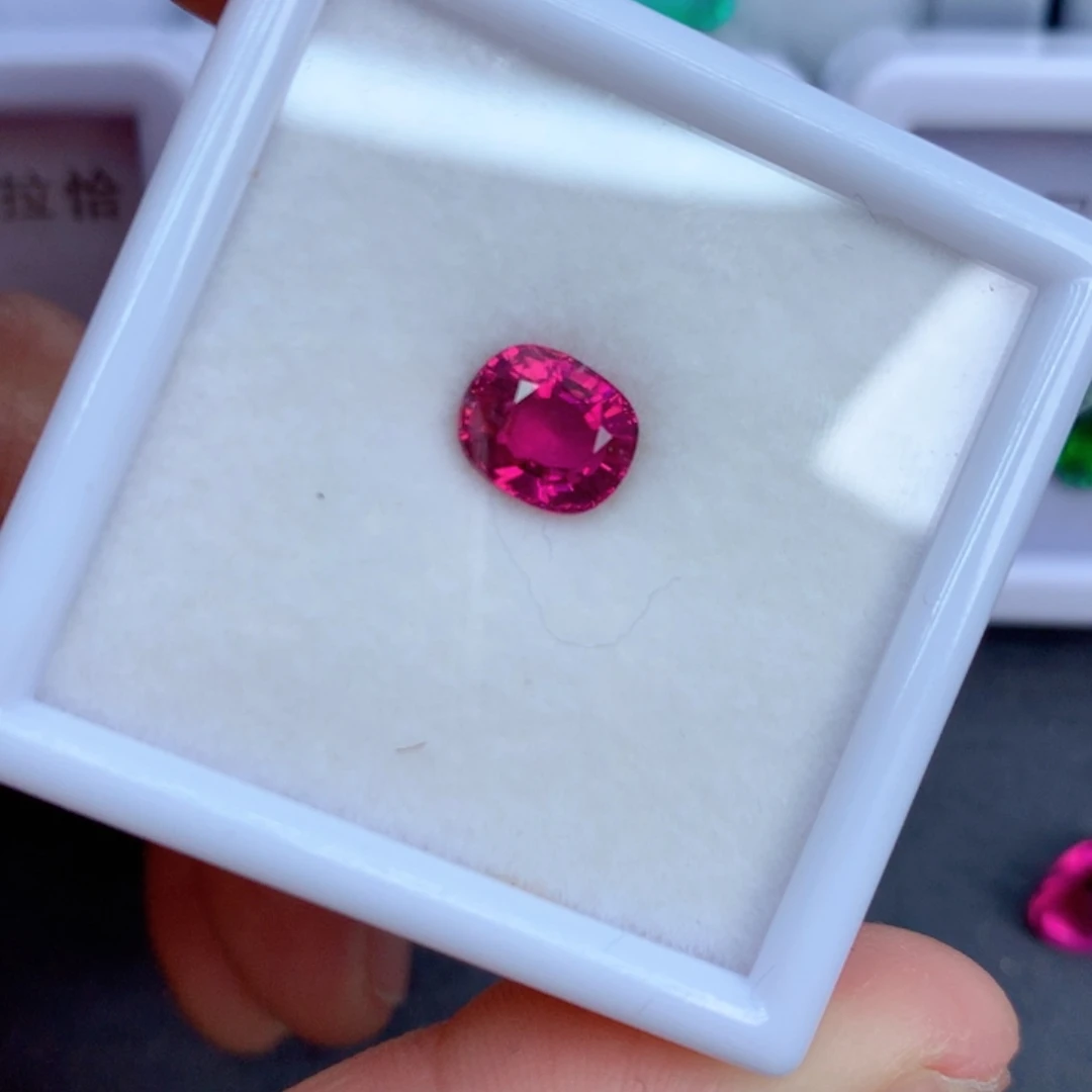 未镶嵌2.02克拉裸石红色碧玺s***r