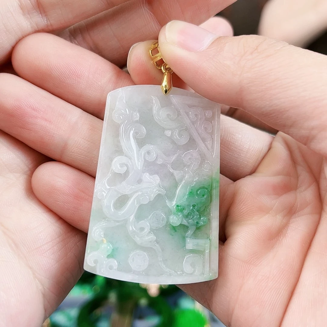 翡翠颈饰未镶嵌吊坠