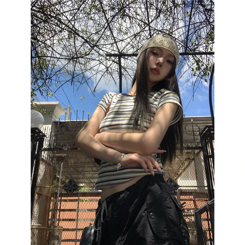 夏季修身复古撞色条纹短袖T恤女夏季辣妹短款上衣休闲百搭ins韩版
