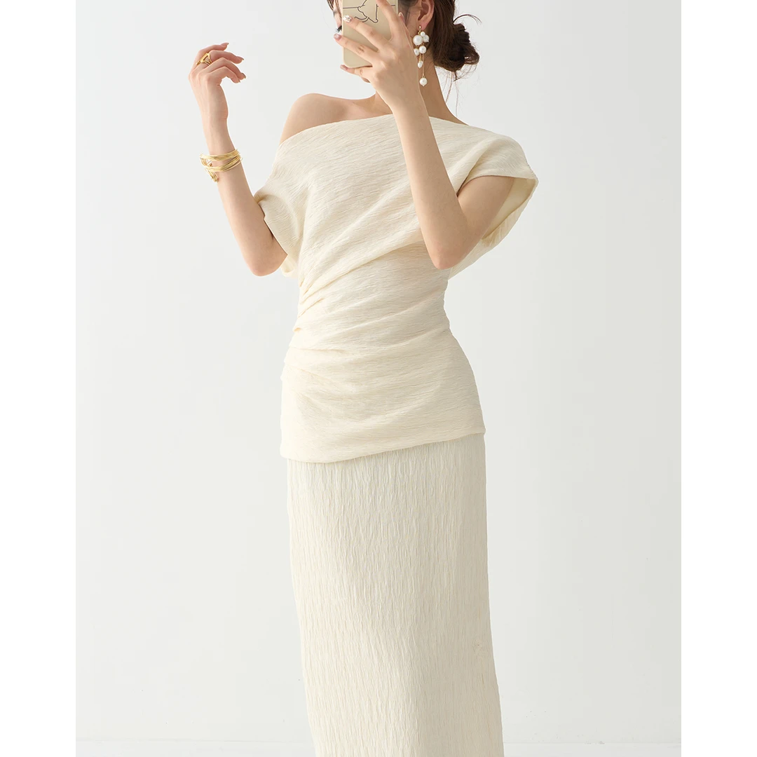 【6-8米运补】气质压褶肌理感设计斜肩上衣 小众设计感两件套装女