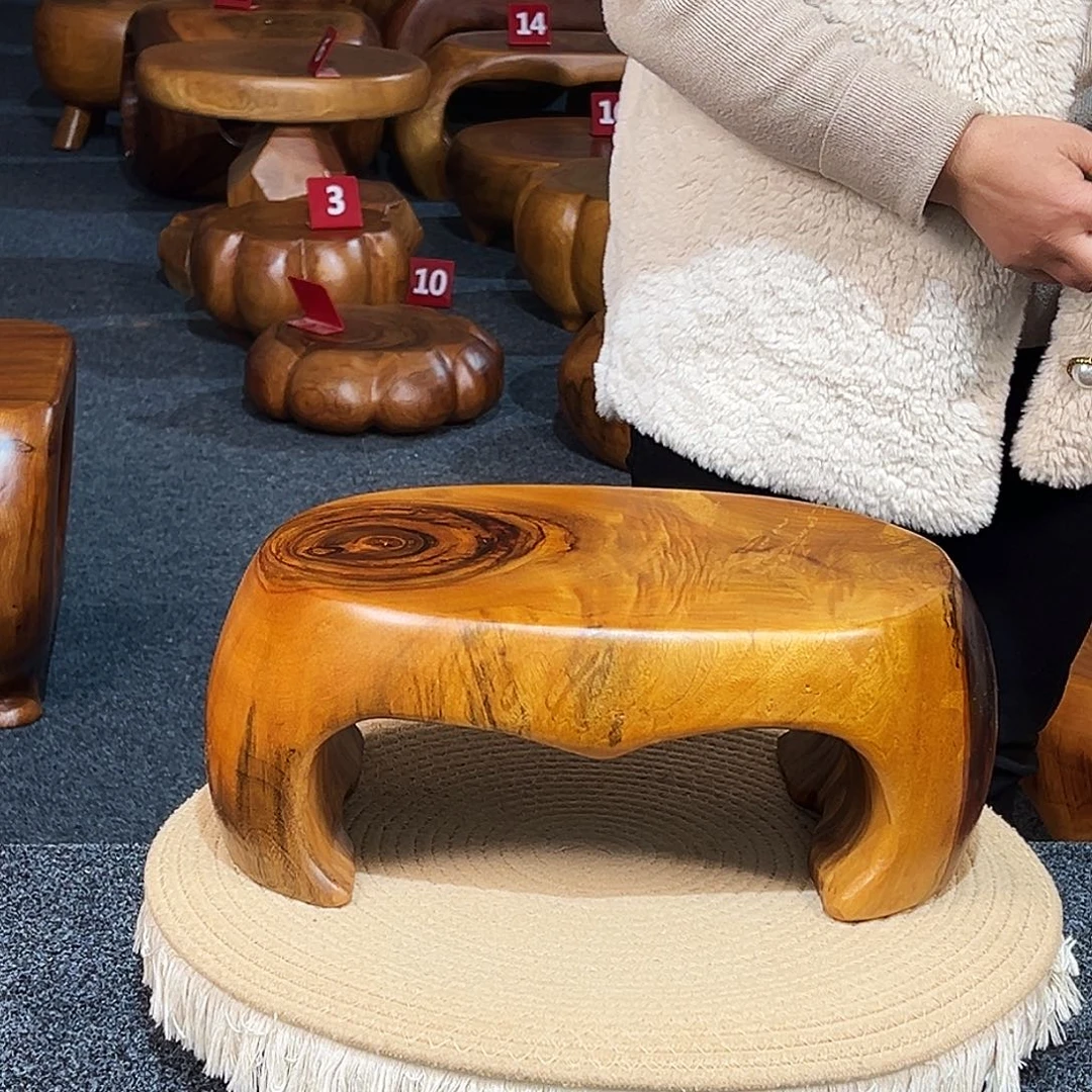 22 号香樟木尺寸：35-21-15cm