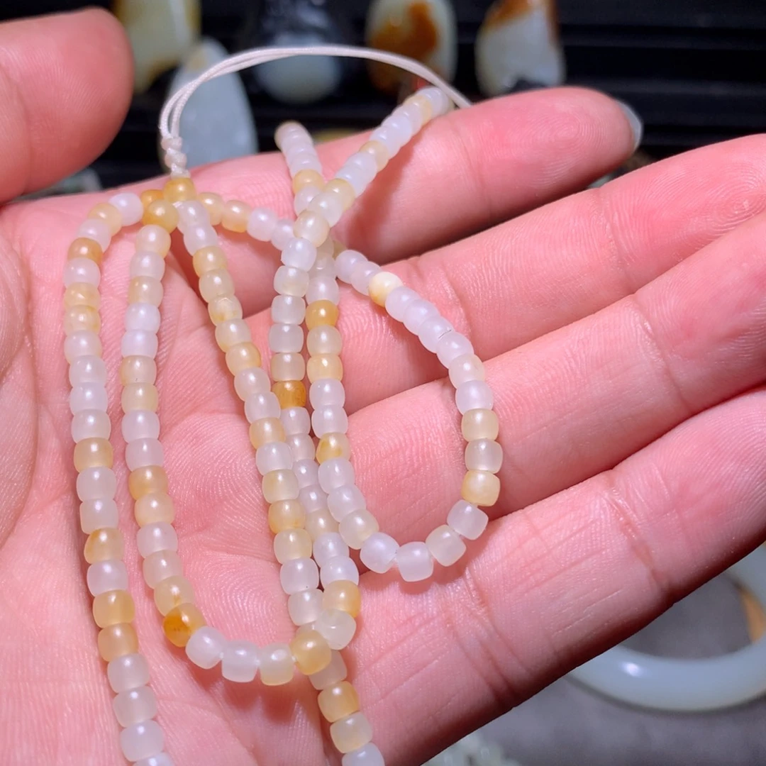 和田玉未镶嵌车挂?***g