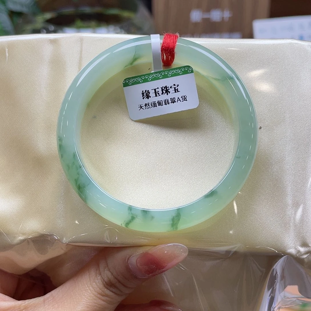 翡翠手镯未镶嵌63 号链接