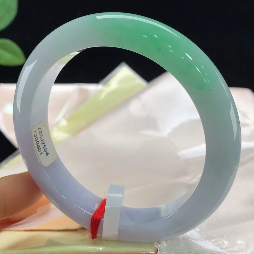 翡翠未镶嵌手镯0401