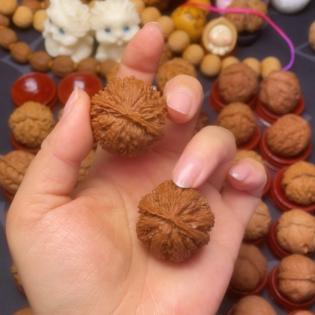 文玩核桃把件狮子头