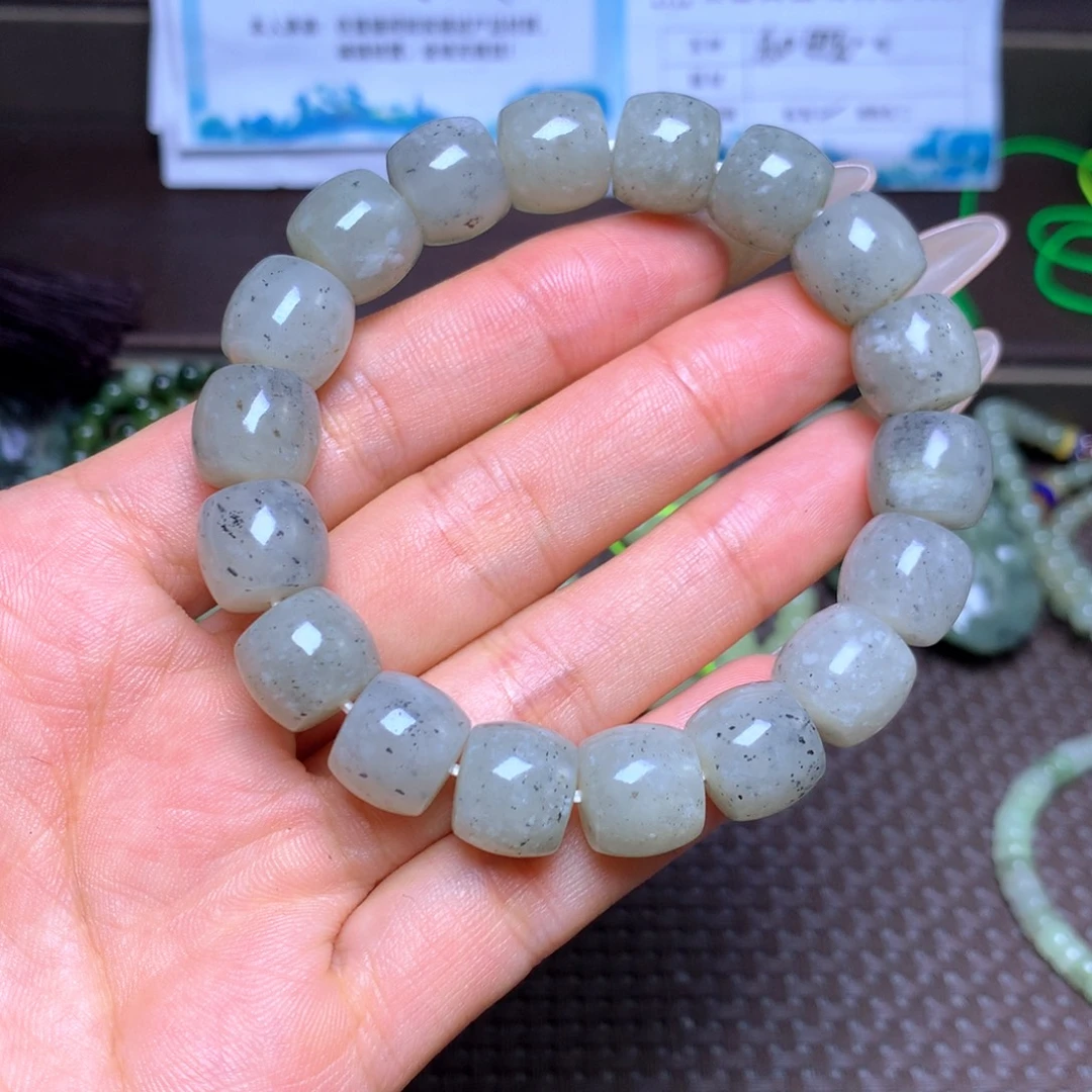未镶嵌手串和田玉卡12
