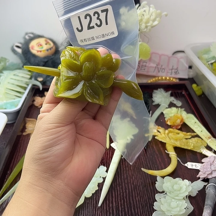 用***3蛇纹石玉合金发饰