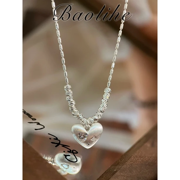 镀白金 月光银心尖尖 拉丝简约甜美心型吊坠项链Y40