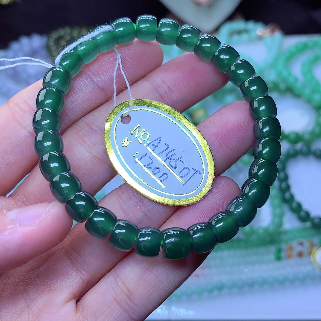 翡翠毛衣链未镶嵌