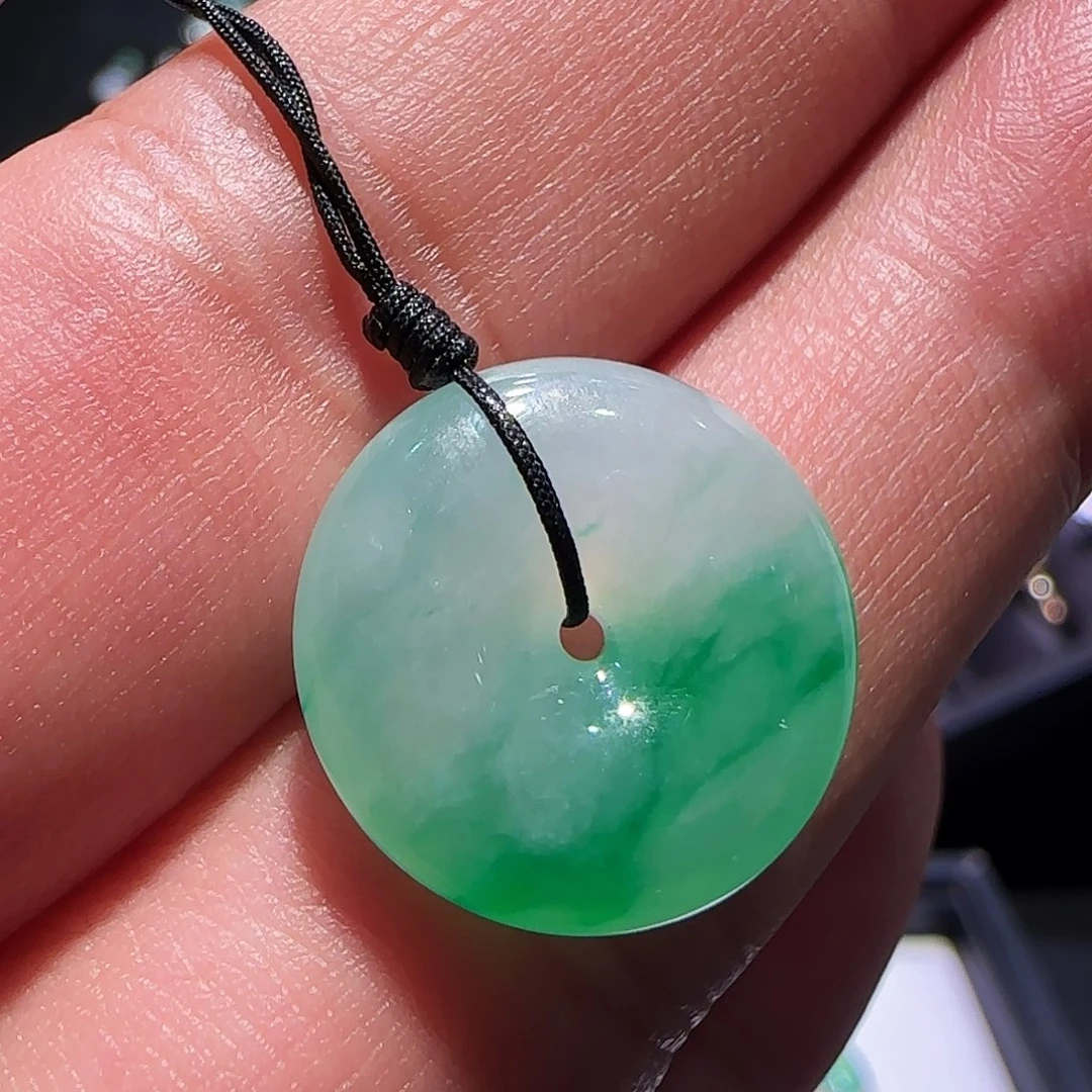 翡翠未镶嵌吊坠(不含链)平安扣