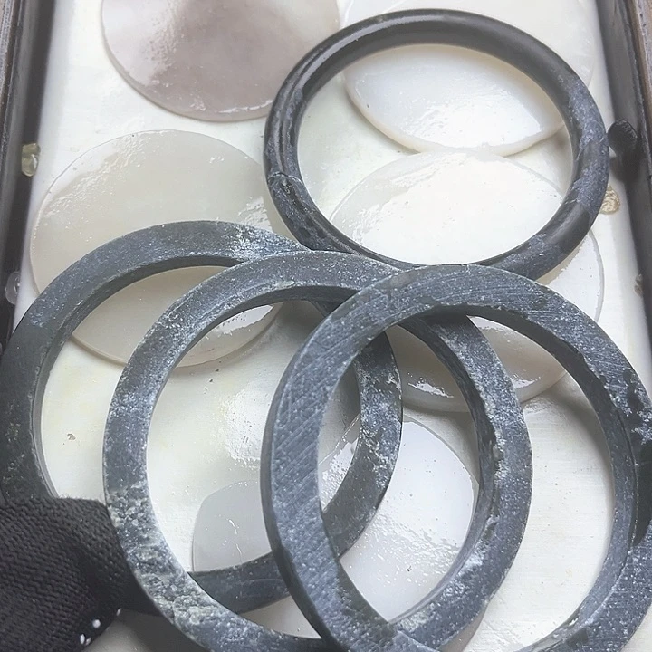 和田玉（糖玉）和田玉边角料9K金镶嵌谷