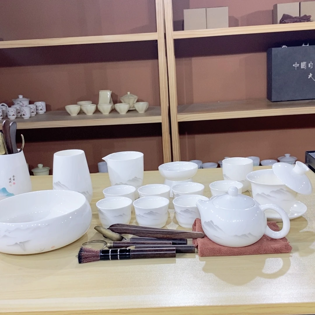 瓷片水墨江山羊脂玉大全套加礼盒