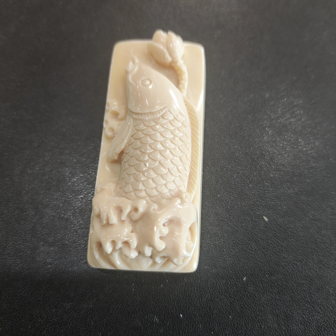 猛犸约32.4克雕刻件ZL1158
