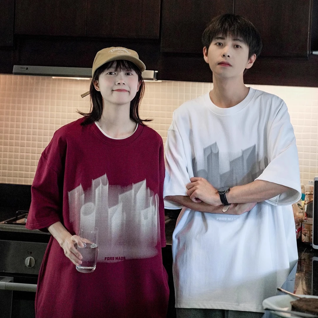 【夏季半袖宽松潮流个性印花情侣t恤】大码男士百搭学生圆领港风ins