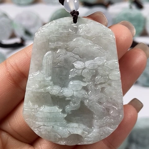 翡翠颈饰未镶嵌山水牌福利