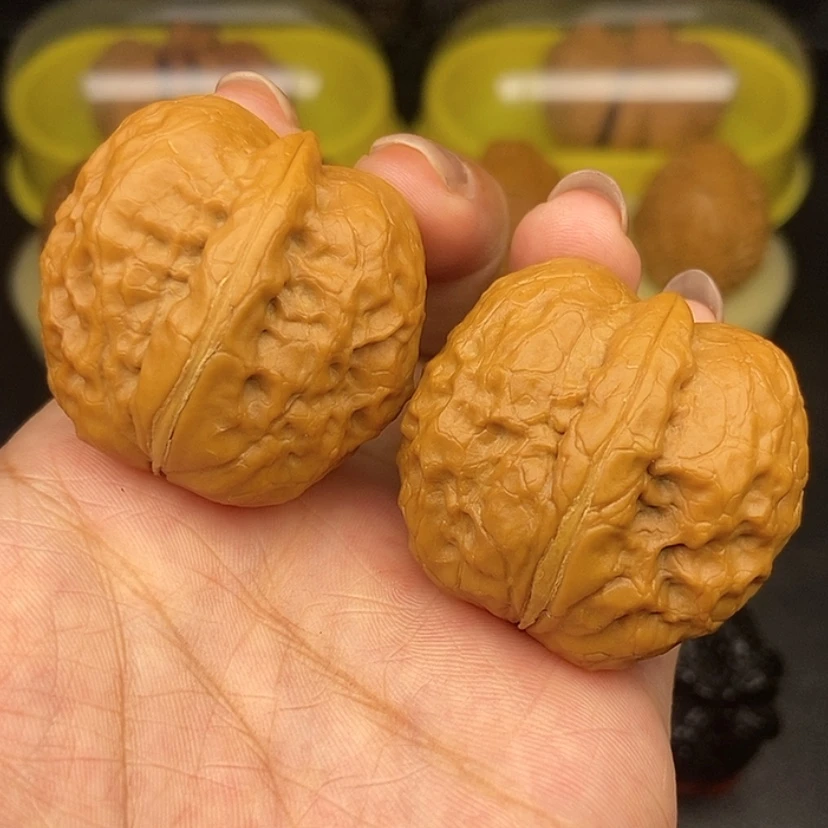 【闪购商品】文玩核桃把件38尺帝王筋元宝