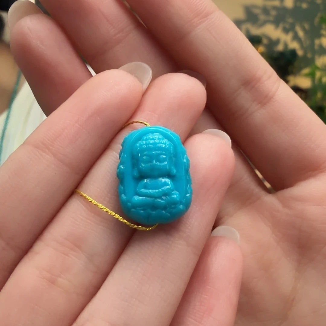 绿松石未镶嵌颈饰