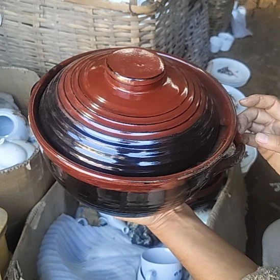 库存微瑕铁红釉砂锅大