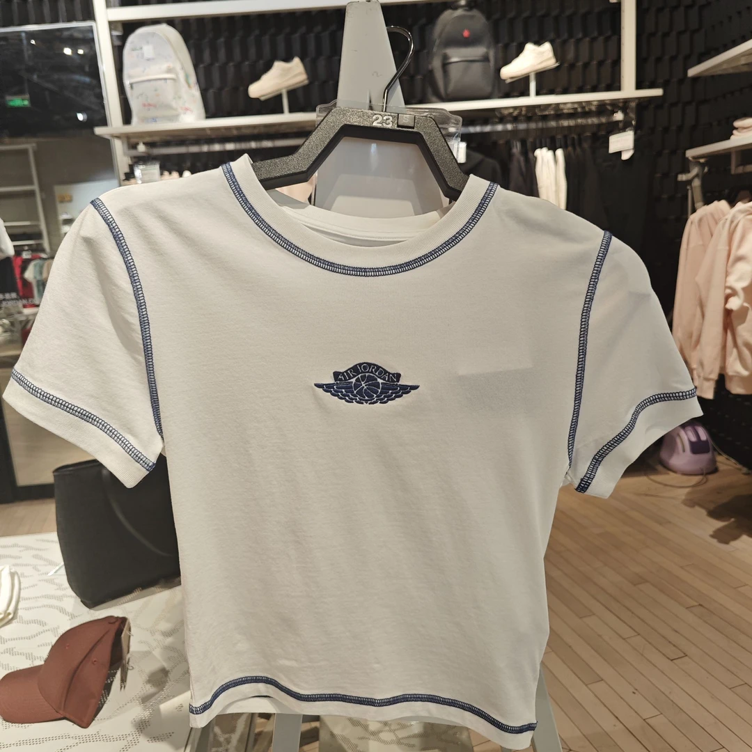 耐克/NIKE【JD】女子夏季时尚短款刺绣飞翼休闲短袖 IB2921133