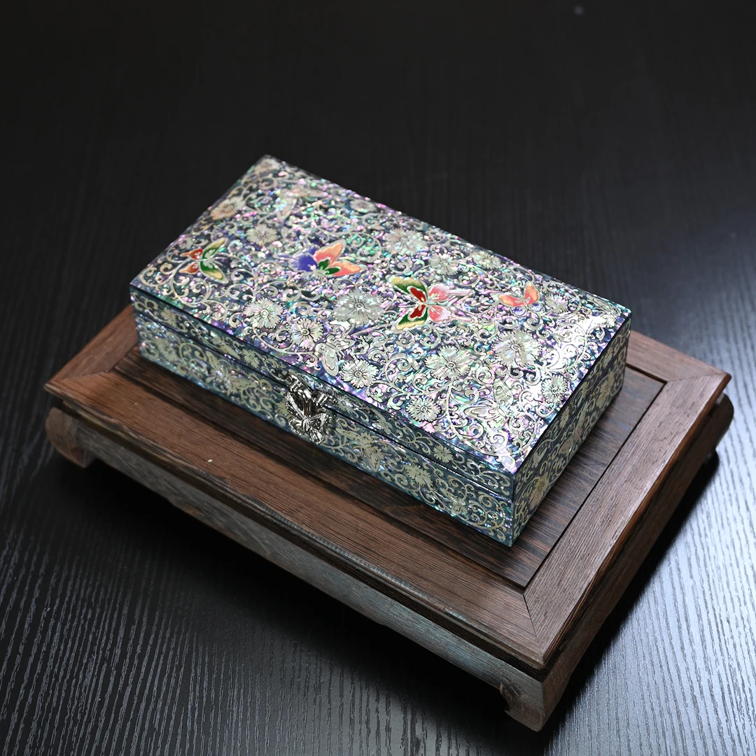 YH002【蝶恋花】螺钿漆器中式公主贝雕饰品盒(满贝底)