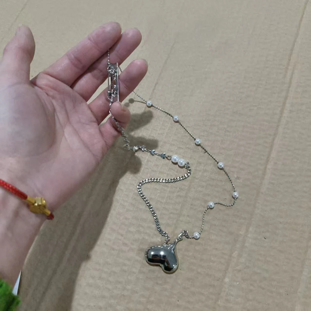 6088银色爱心小挂件