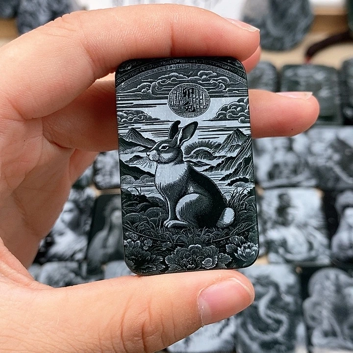 颈饰未镶嵌和田玉