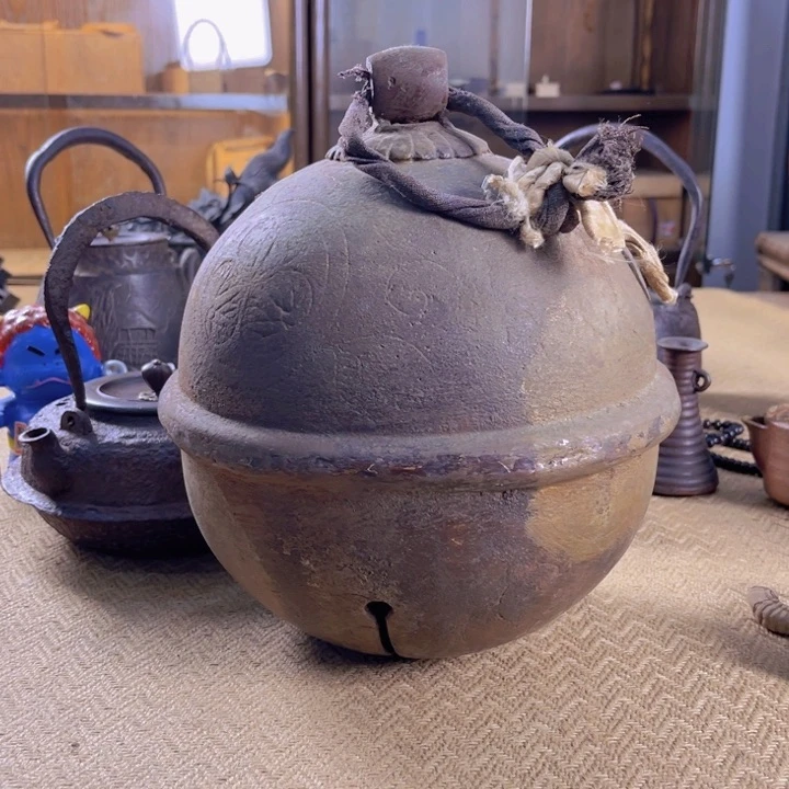 老板的一大堆人和我们在讨论