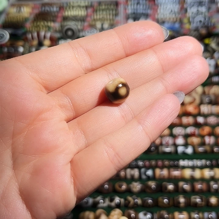 骑***虎玛瑙/玉髓合金手链