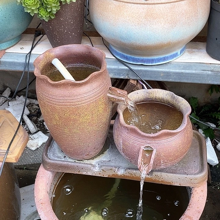 板44/16，水泵6w，两个流水罐