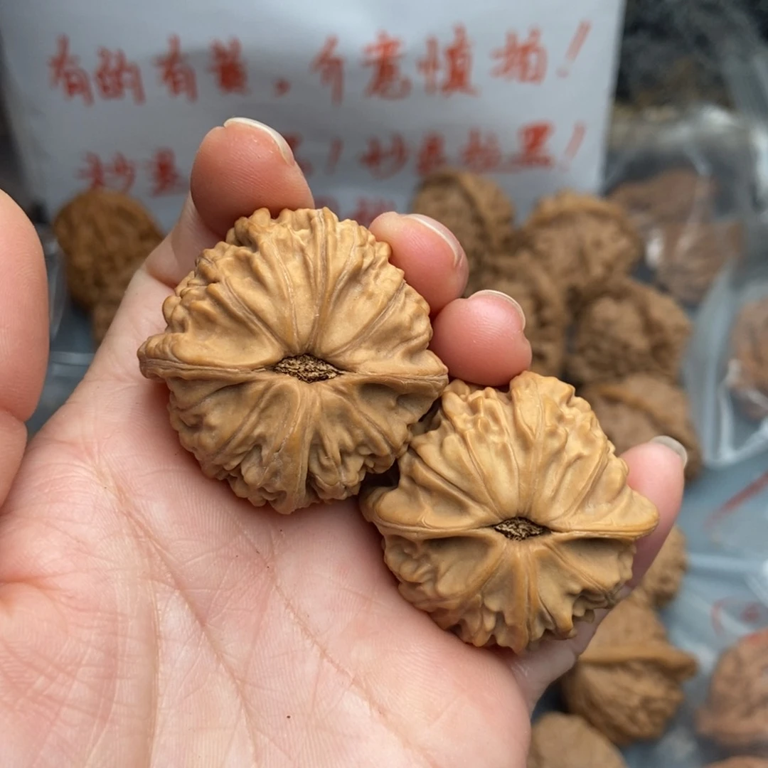文玩核桃把件用****心差价10
