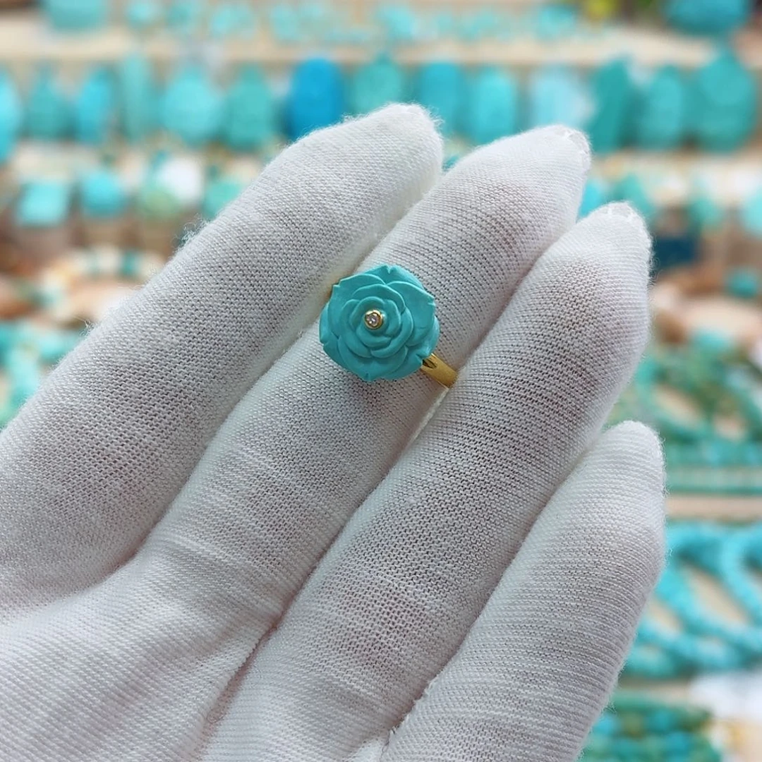 绿松石18K金镶嵌珠宝奇石