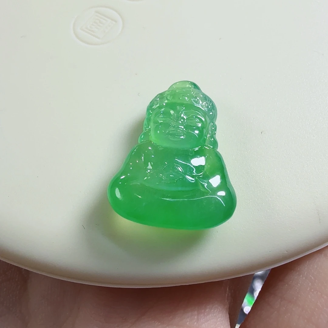 翡翠未镶嵌颈饰宝宝佛