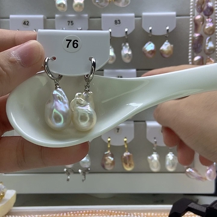 爱***使银S925镶嵌淡水珍珠颈饰76